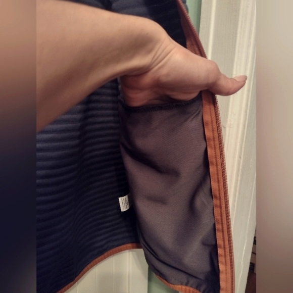 NWOT LL Bean Men's Airlight Vest - Picture 9 of 10